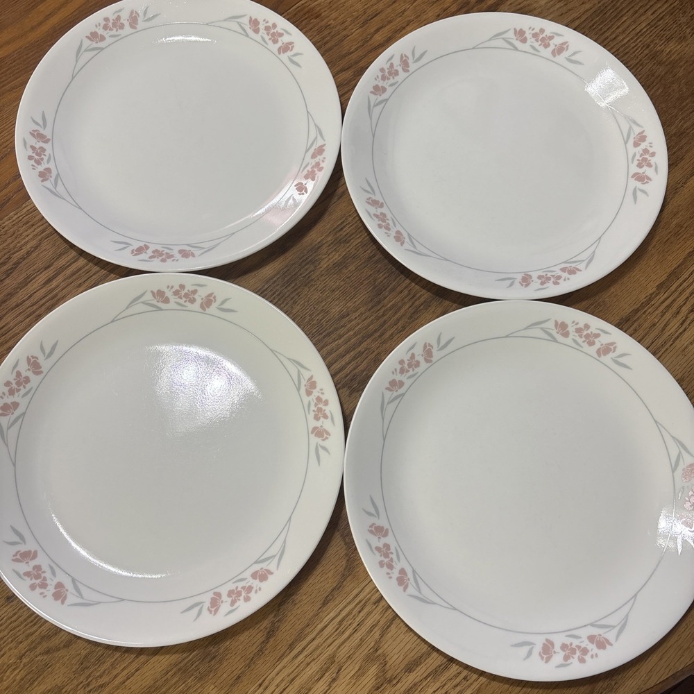 Silk Blossoms CorningWare Corelle Dinner Plates 10" lot of 4(A)